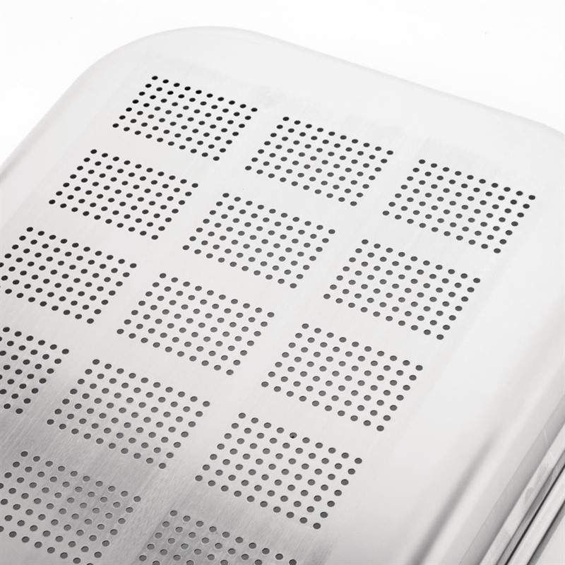  Vogue Heavy Duty Stainless Steel Perforated 1/1 Gastronorm Pan 65mm 