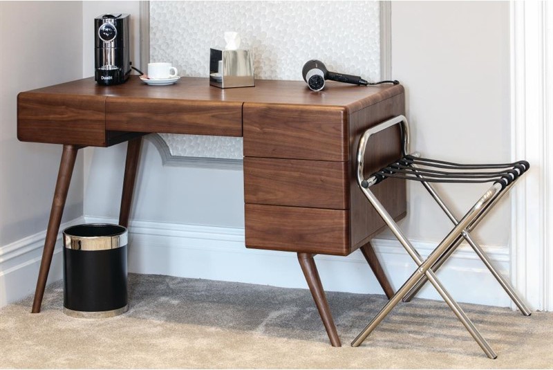  Bolero Chrome Cube Tissue Holder 