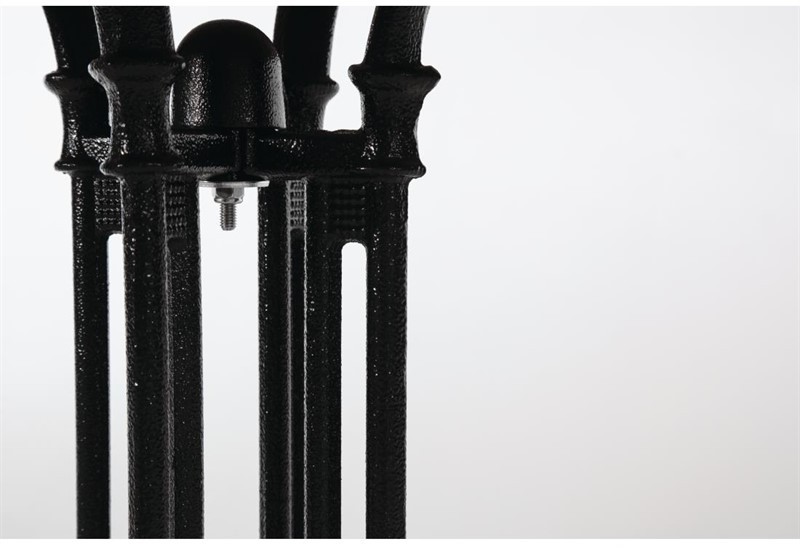  Bolero Cast Iron Decorative Brasserie Table Leg Base 
